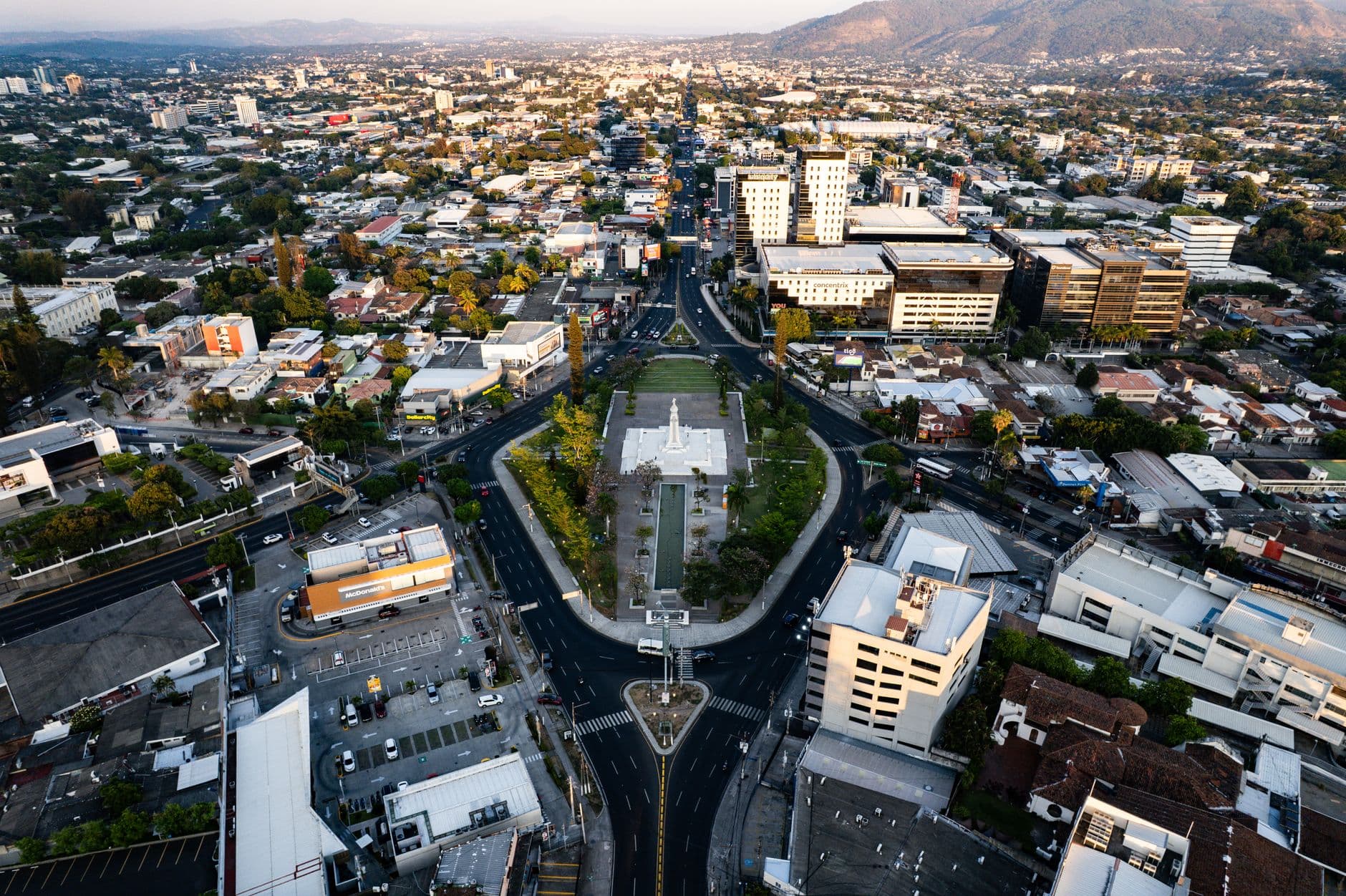 A 40 años del terremoto de 1986, El Salvador sigue honrando a 41 niñas que no sobrevivieron