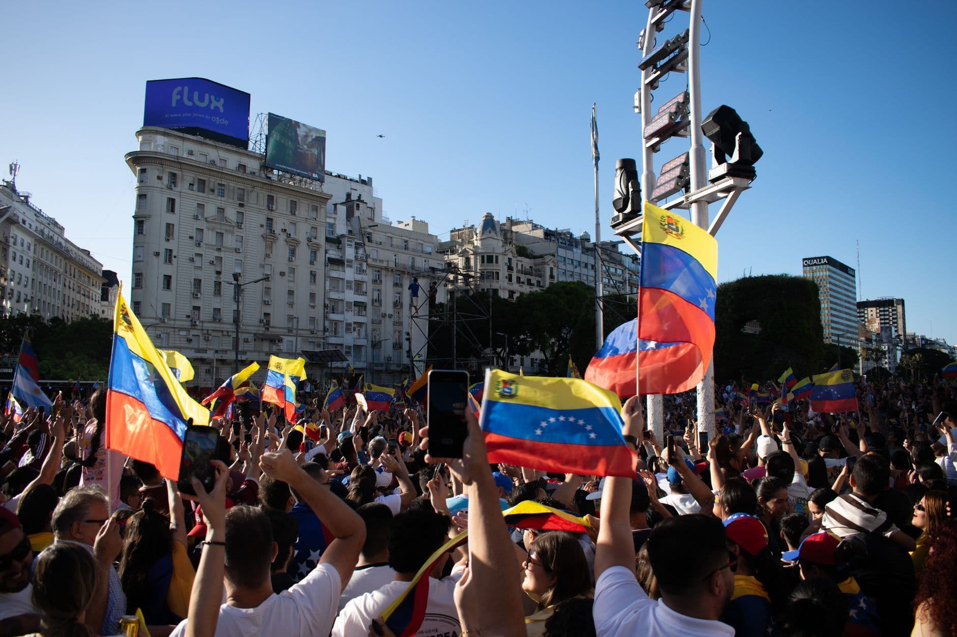 Advertencia de un politólogo: el acuerdo petrolero de EE.UU. con Venezuela podría avivar el populismo regional