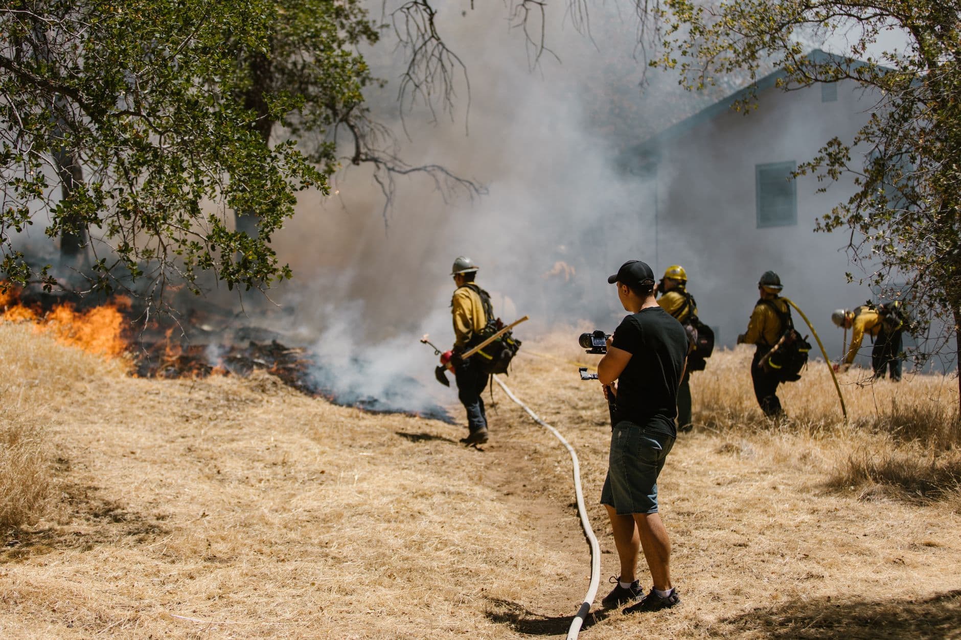 Bomberos europeos crean su propio "Erasmus" para aprender a domar los incendios más extremos