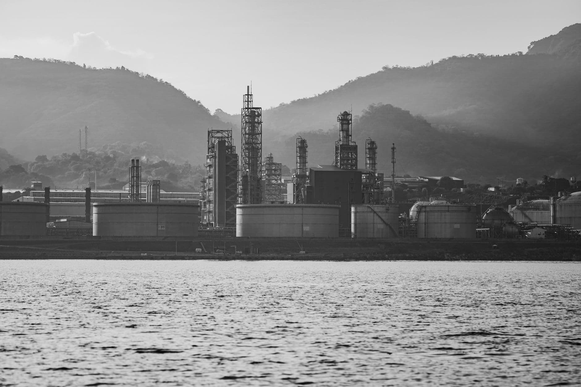 Crítica interna en el chavismo: cuestionan el acuerdo petrolero de Delcy Rodríguez con Washington