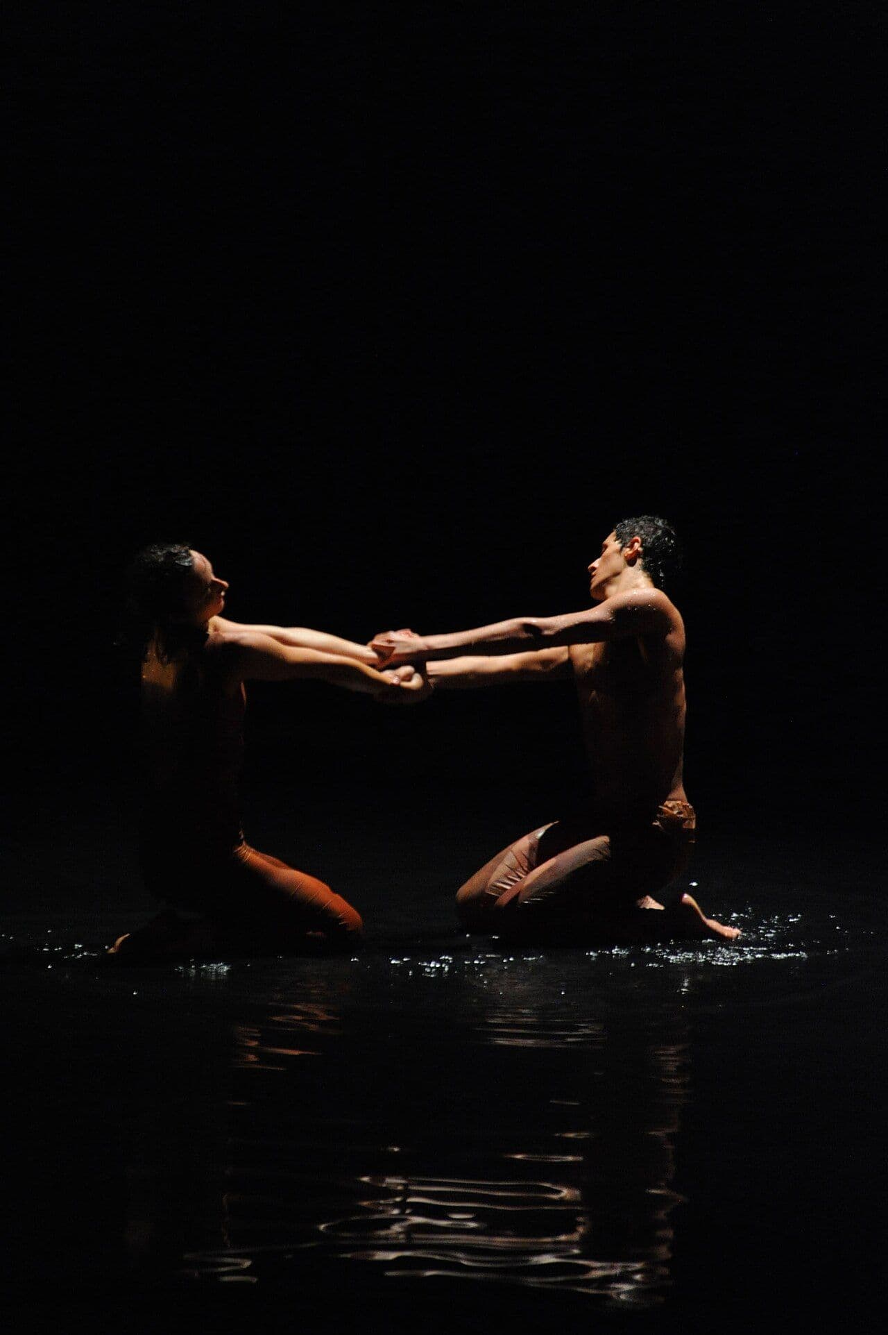 El Adrienne Arsht Center abre sus puertas con una jornada gratuita de arte, teatro y bienestar