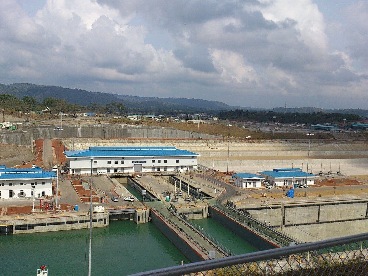 El Canal de Panamá restringe el paso de buques por la sequía provocada por El Niño