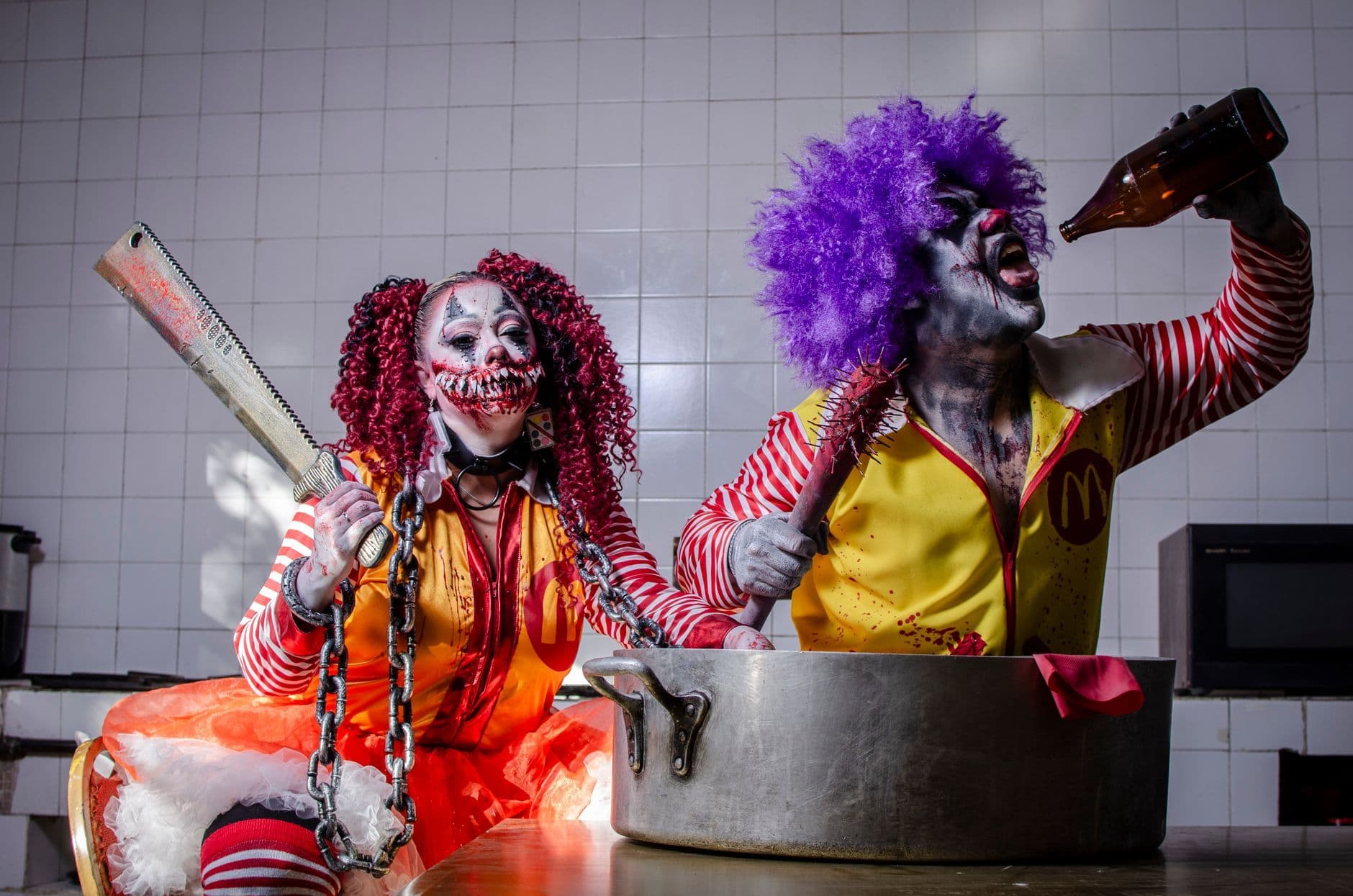 El mito del “payaso asesino” resurge en un pueblo de Madrid y desata una polémica política