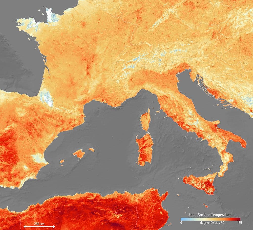 España crea una oficina interna contra la desinformación climática tras un verano de récords históricos