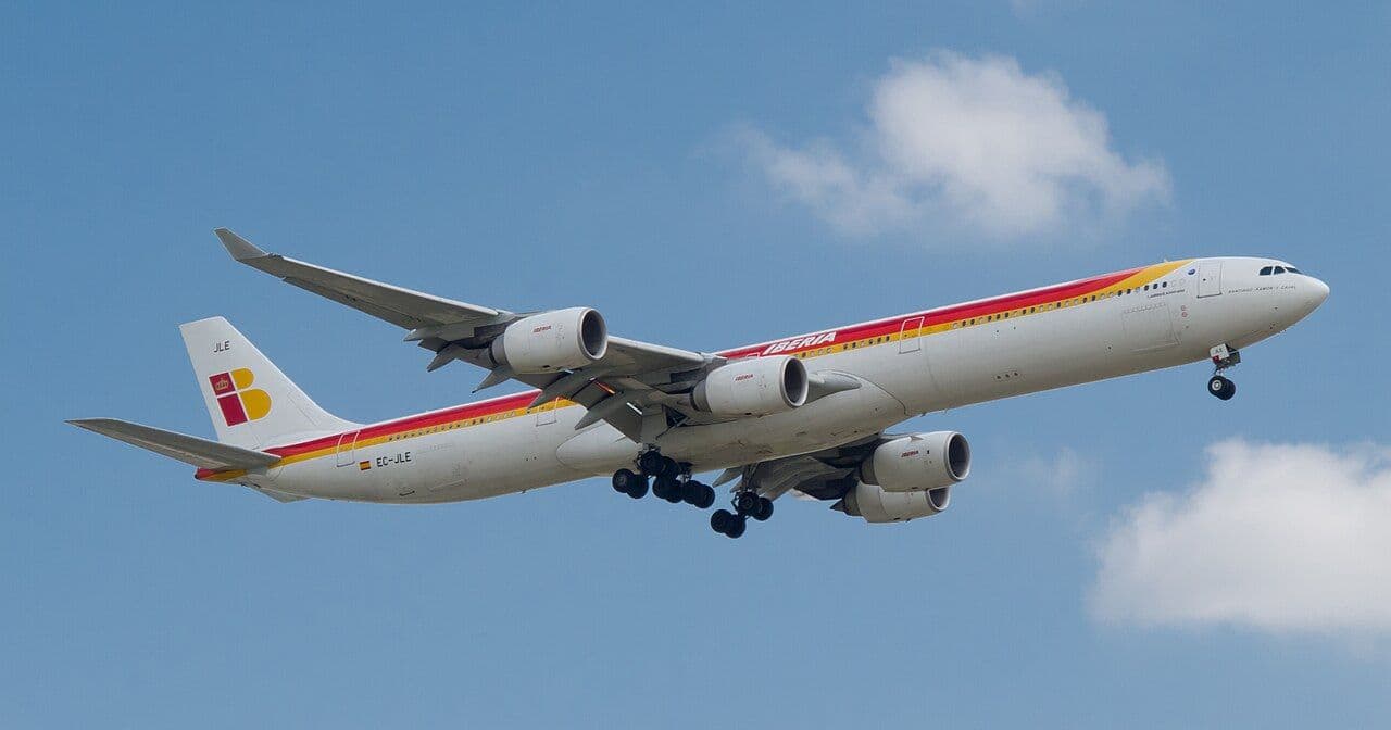Iberia reanuda sus vuelos a Caracas tras la suspensión por la actividad sísmica