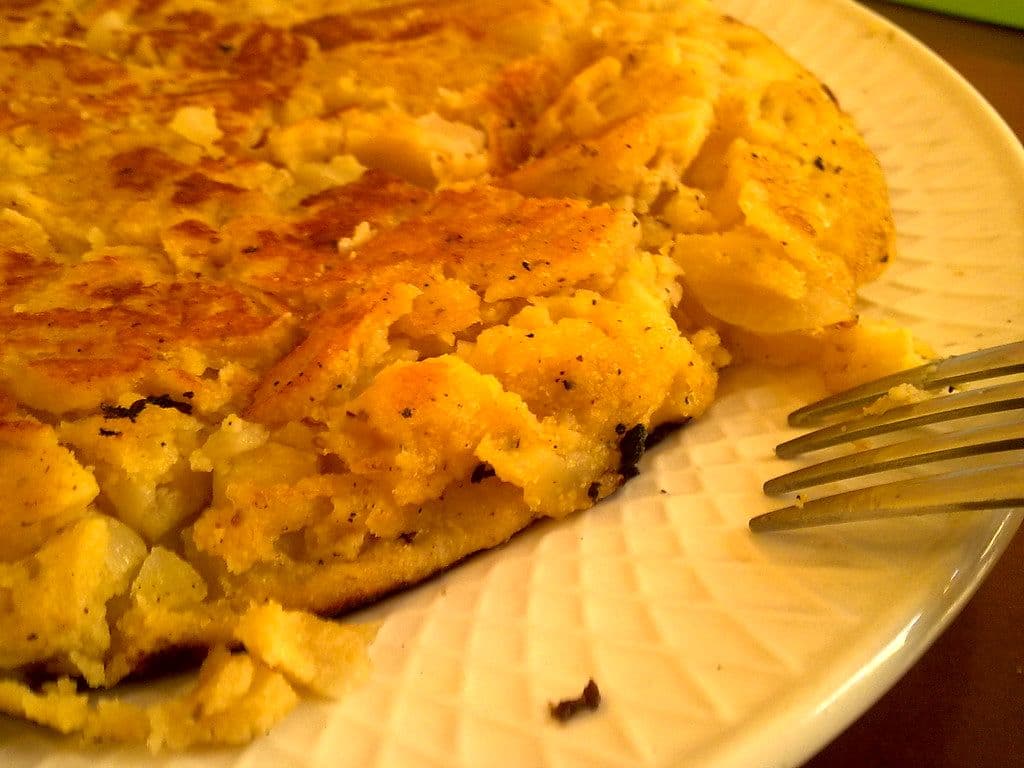 La tortilla de patata destrona a la paella como el plato más representativo de España