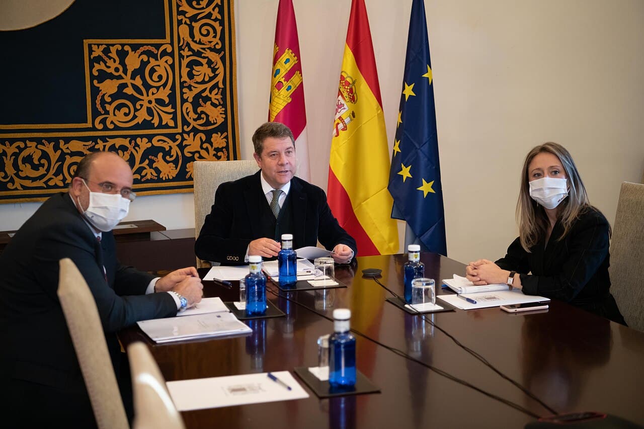 La UE prepara una moratoria a su ley antimetano ante la tensión energética por Ormuz