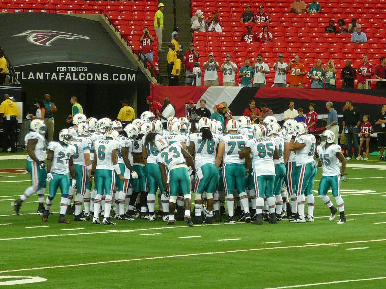 Los Dolphins abren las puertas de su campamento de pretemporada en Miami