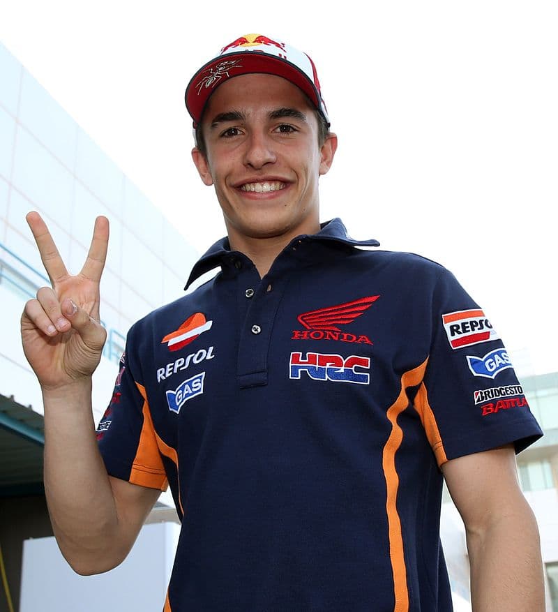 Marc Márquez traslada la presión a Acosta tras el cambio de asfalto
