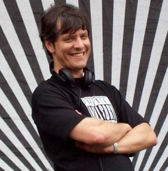 Mario Pergolini lanza Zquizo: su apuesta por un entretenimiento "híbrido" entre lo físico y lo digital