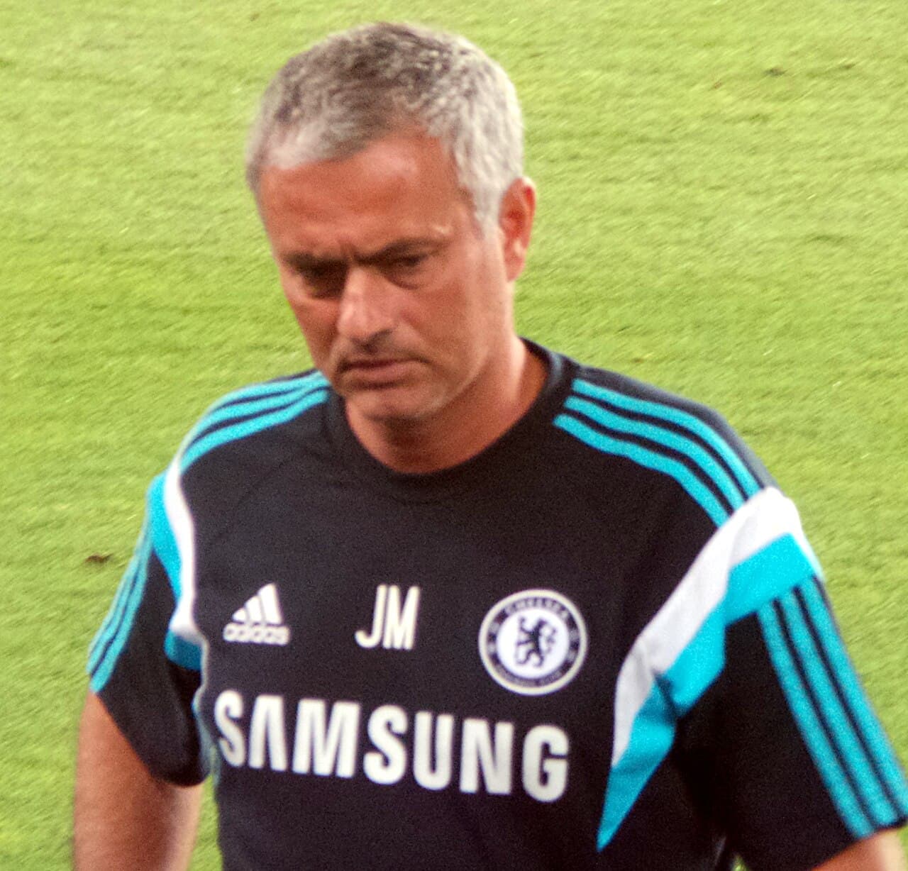 Mourinho vuelve a esquivar a la prensa y queda expuesto a una posible sanción