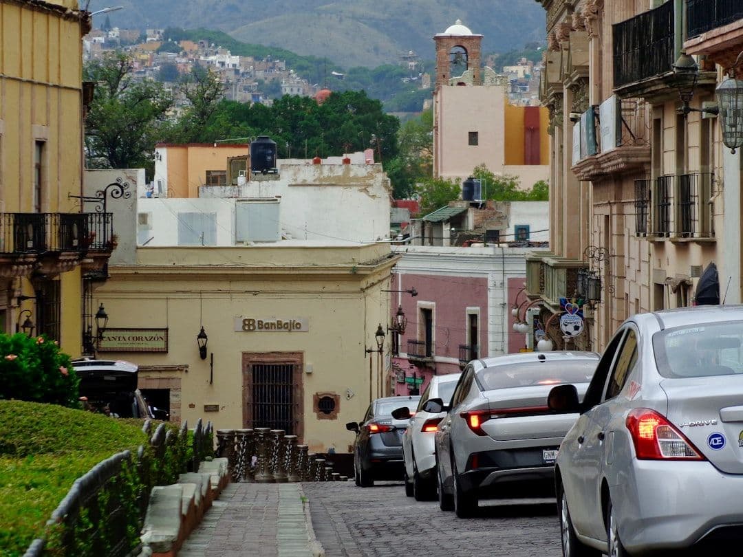 Movilizaciones y cortes viales complican la circulación en el Valle de México este 11 de septiembre