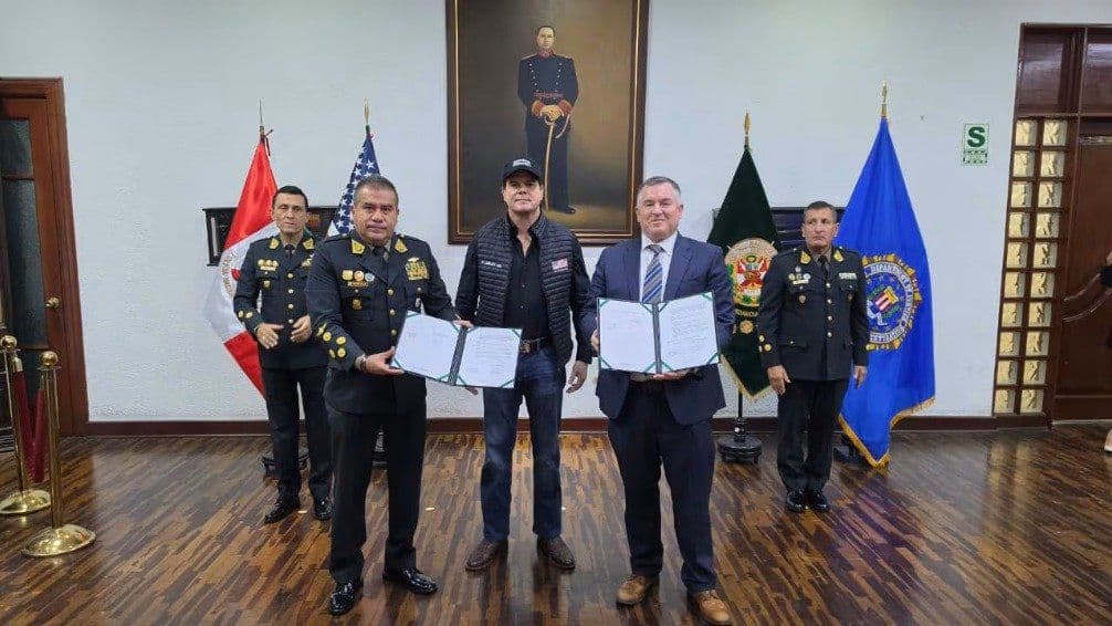 Perú confirma un acuerdo con el FBI para reforzar la lucha contra el crimen transnacional