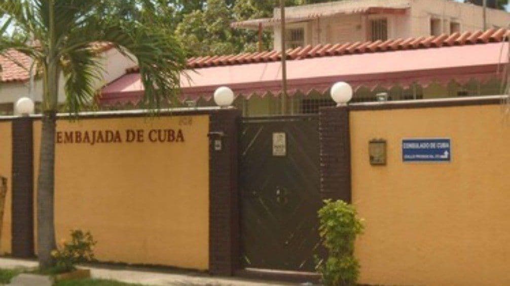 República Dominicana ordena la salida de nueve integrantes de la embajada de Cuba
