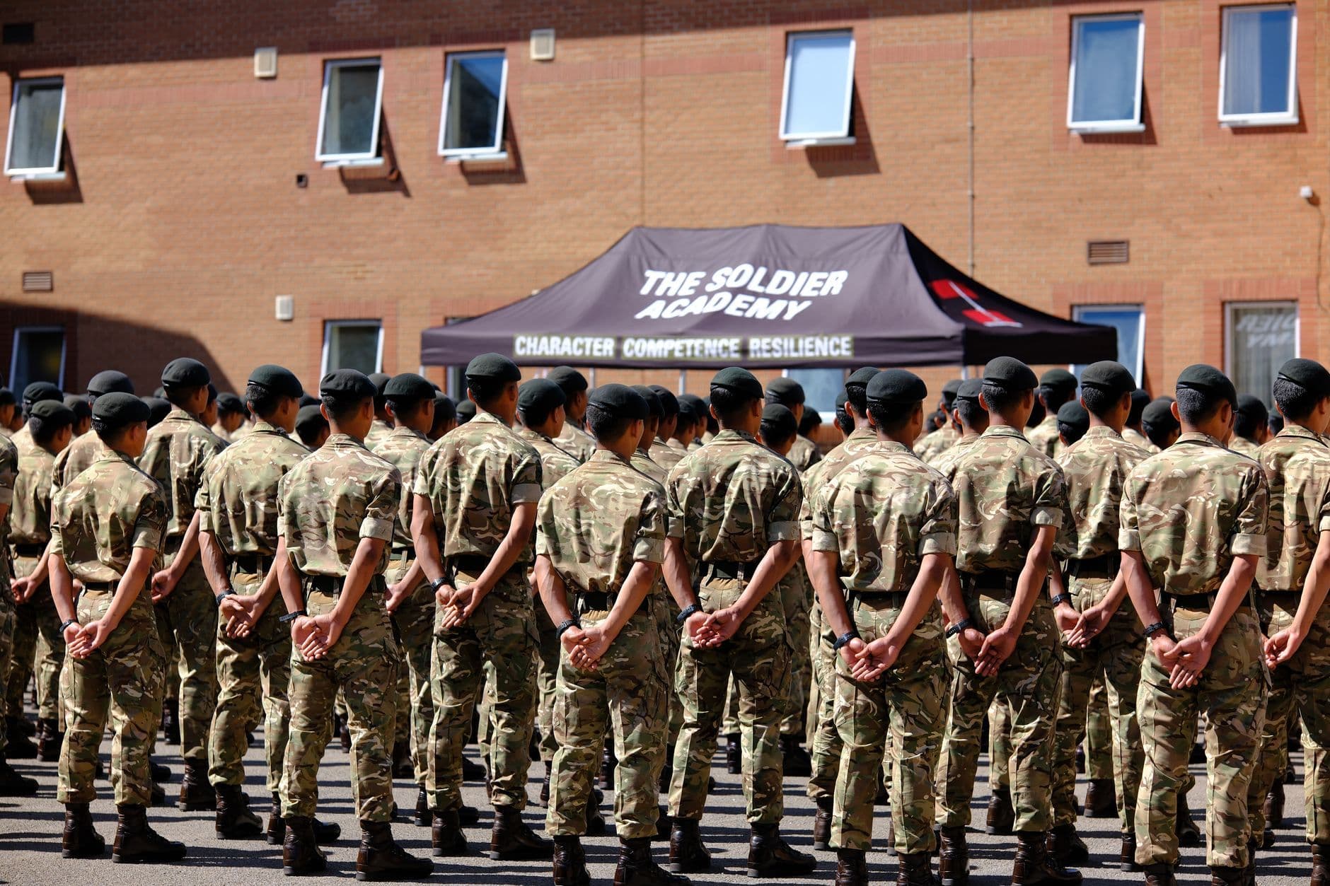 Servicio Militar Voluntario: sueldo, obra social y capacitación laboral para los jóvenes que se sumen