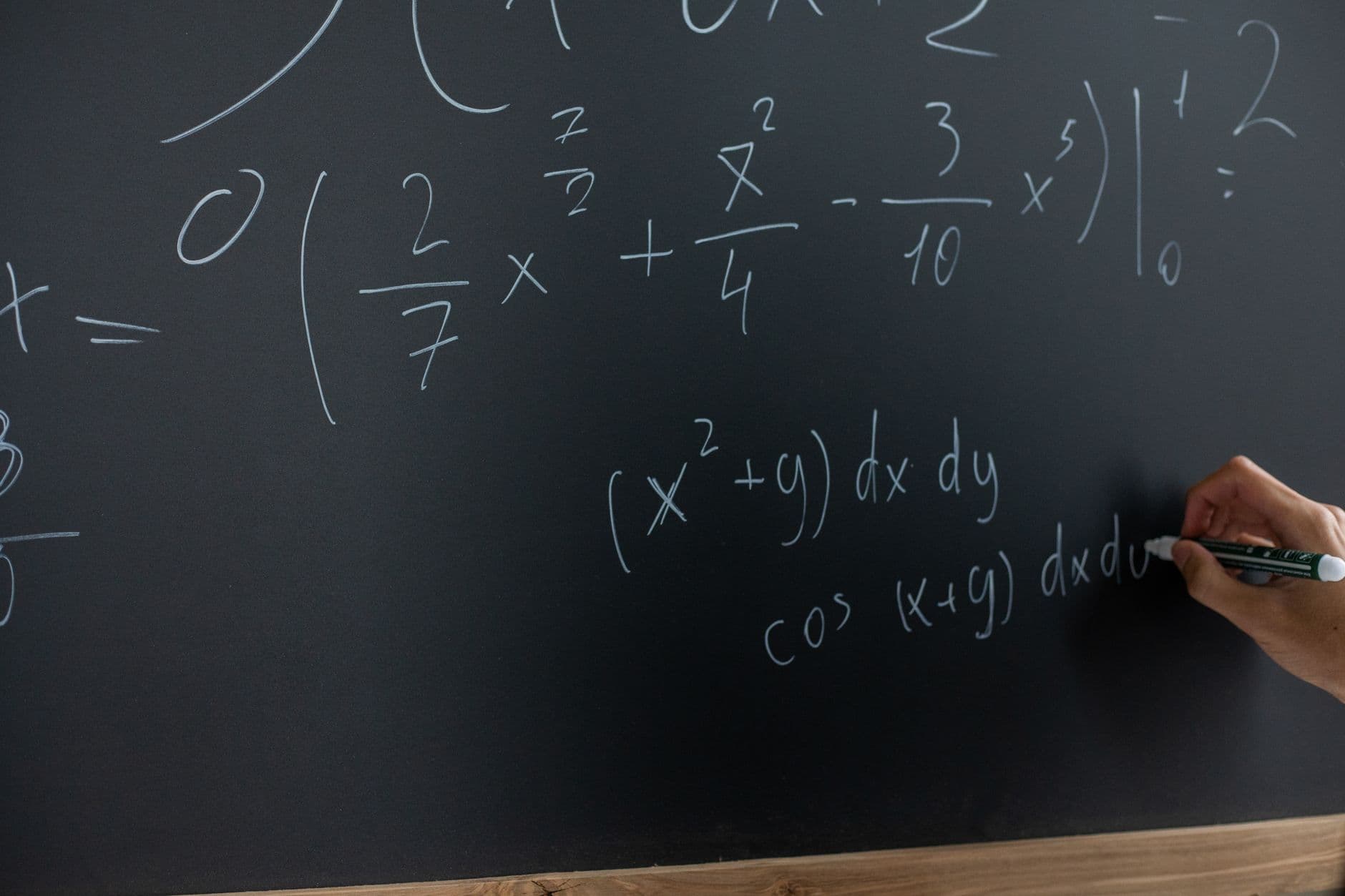 Un aficionado resolvió por correo el enigma matemático que un experto de Stanford llevaba siete años intentando descifrar
