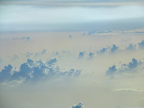 Una nube de polvo del Sahara cubre el cielo de Miami: qué efectos tiene para los residentes